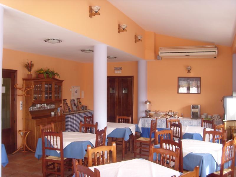 Hotel Valdevecar อัลบาร์ราซิน ร้านอาหาร รูปภาพ